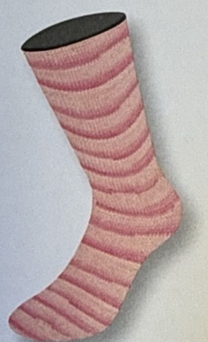Lana Grossa Meilenweit 4-fach Aktion kleur 3019 roze – sokfoto (verloop)