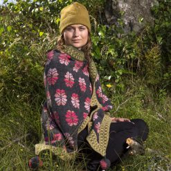 Alternative view of Christel Seyfarth - CALEDONIA SHAWL- spring