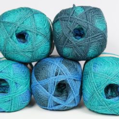 Alternative view of Kauni effectgaren 8/2 EZ turquoise/blauw